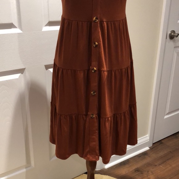 1. Alice & Elmer | NWT V-Neck Sundress with Buttons (Burnt Orange/Rust) - Picture 4 of 10